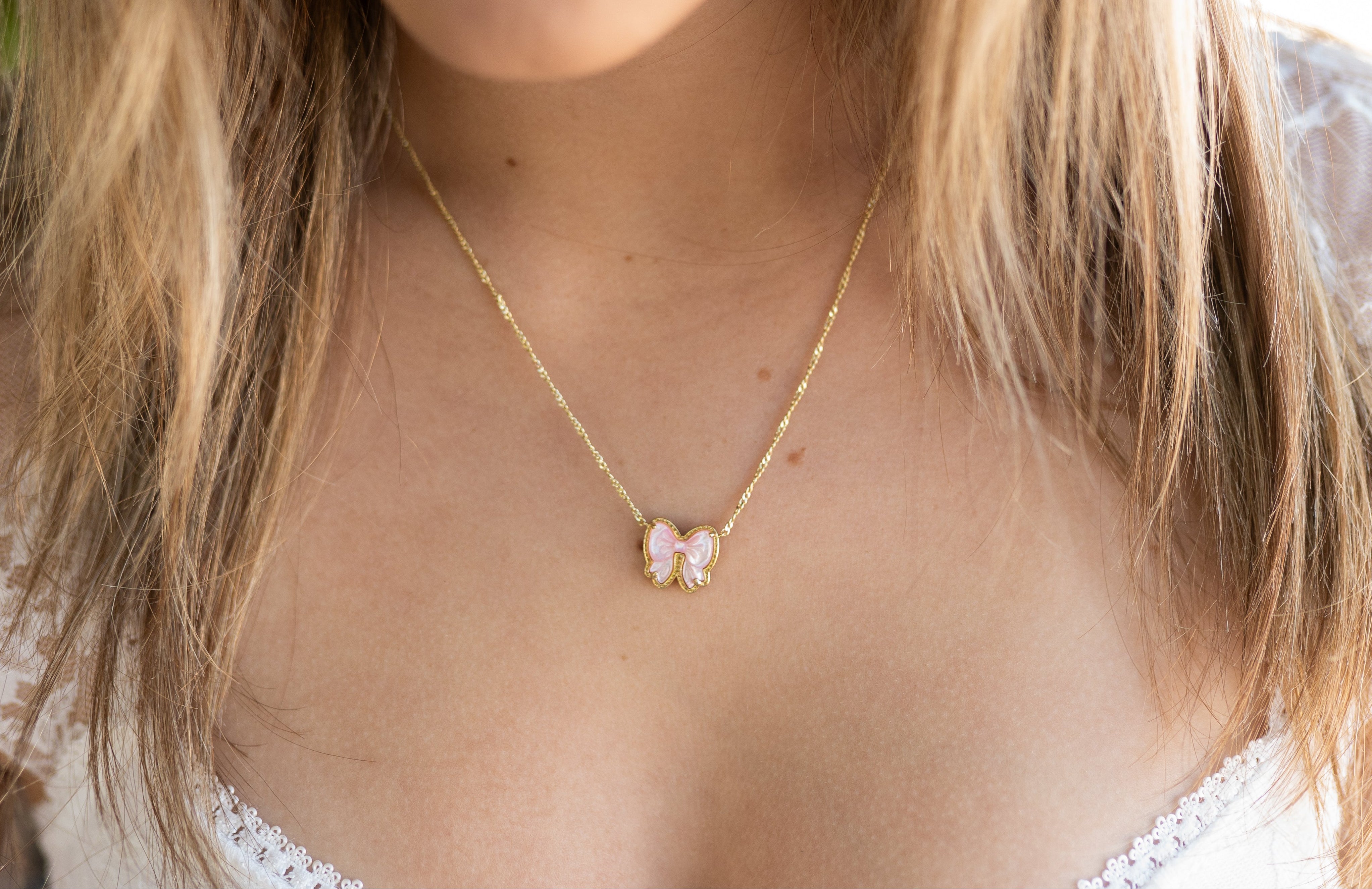 Rosé Bow Necklace