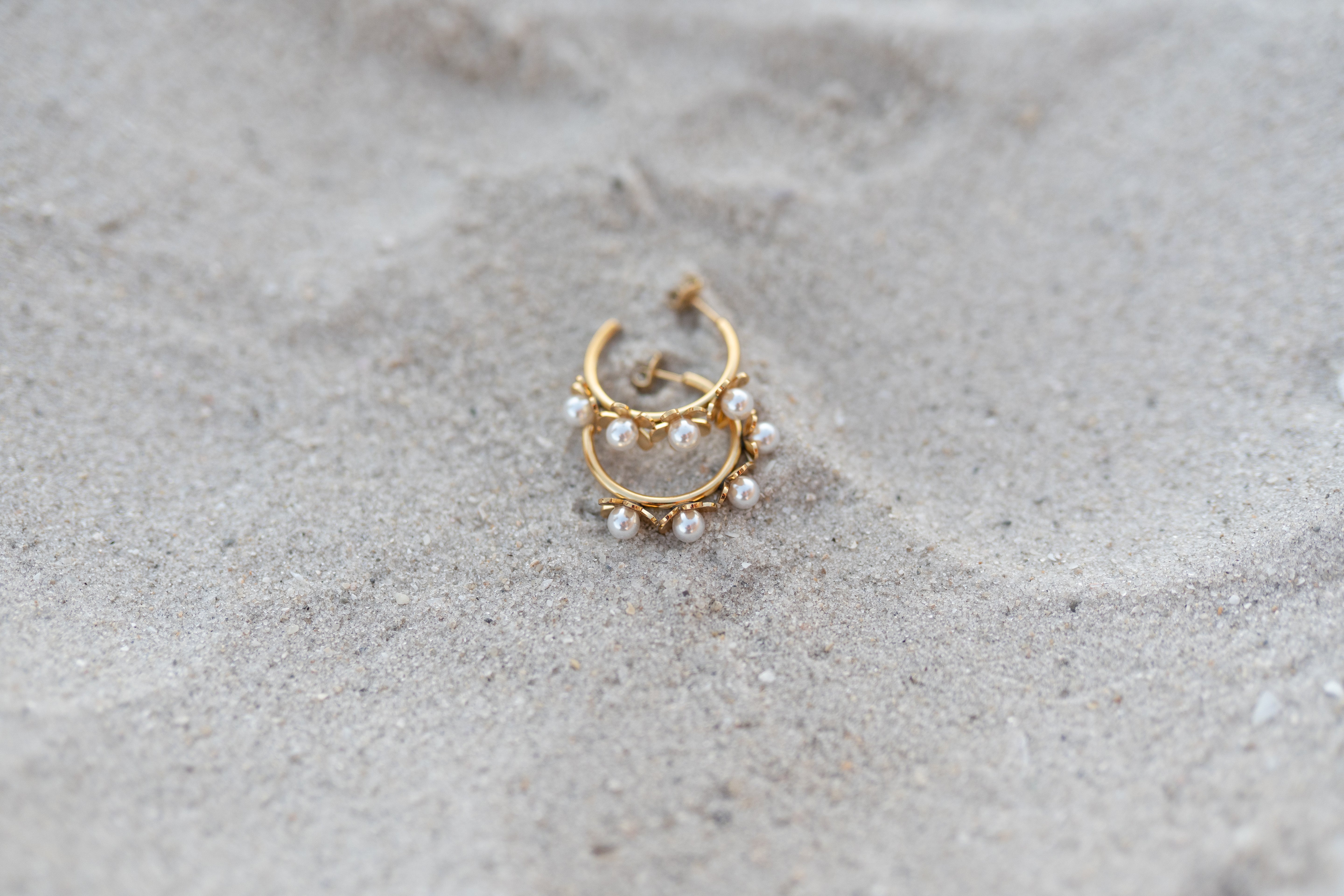 Petal Pearl Hoops