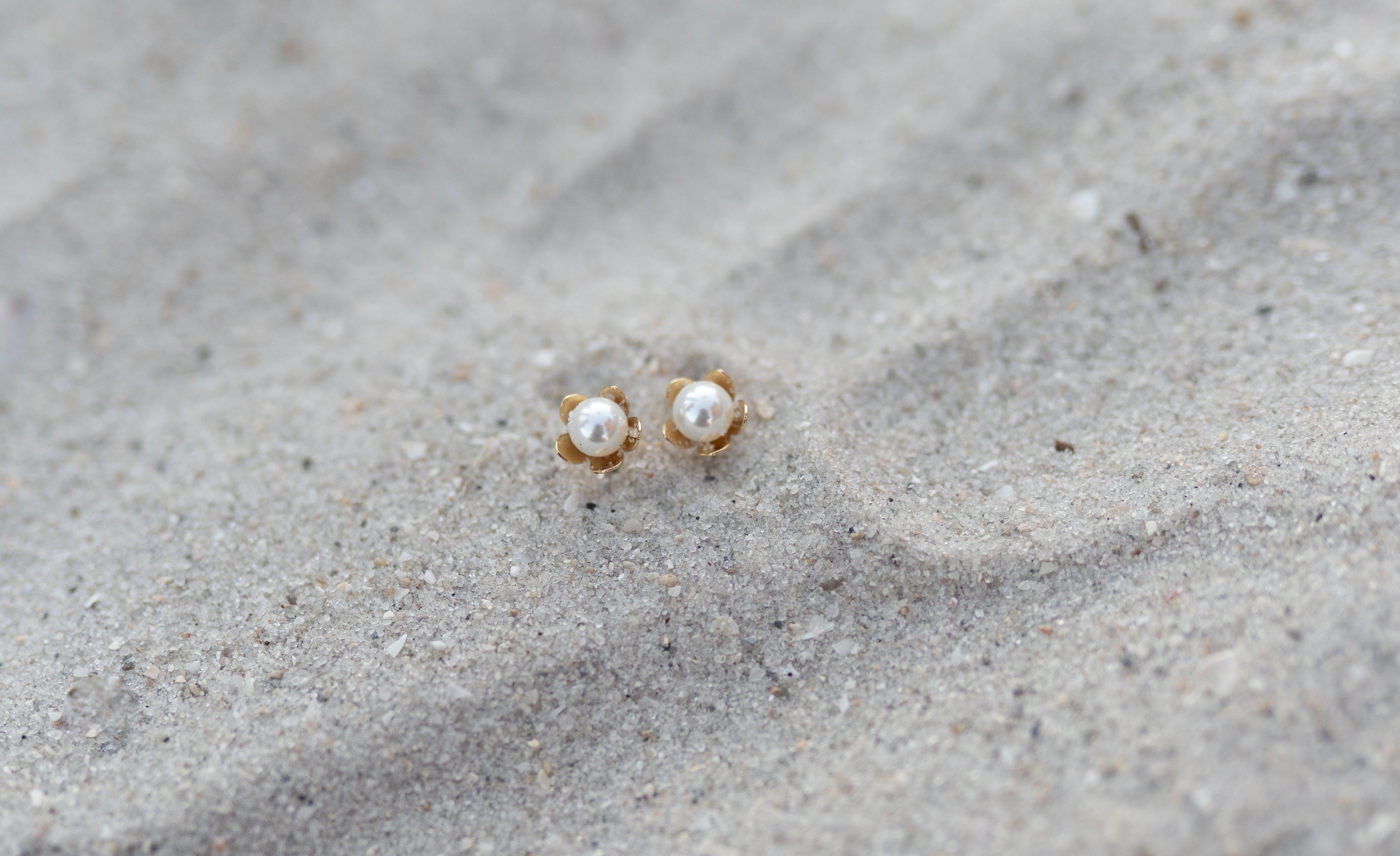 Petal Pearl Studs